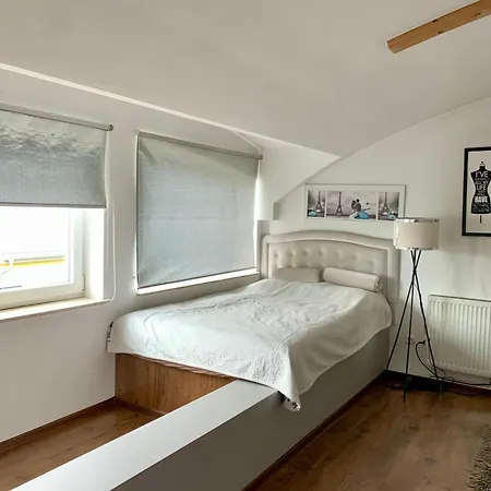 Pychowicka 18 Apartamento Cracóvia